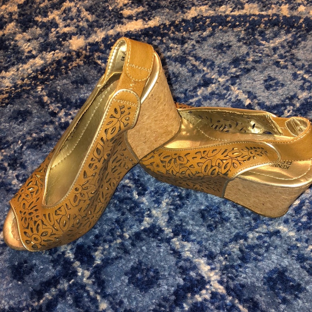 Kenneth Cole laser cut wedges